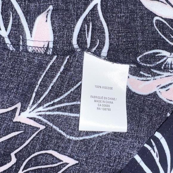 Navy prairie halter dress with neck tie back women’s small with pink details - Picture 4 of 5